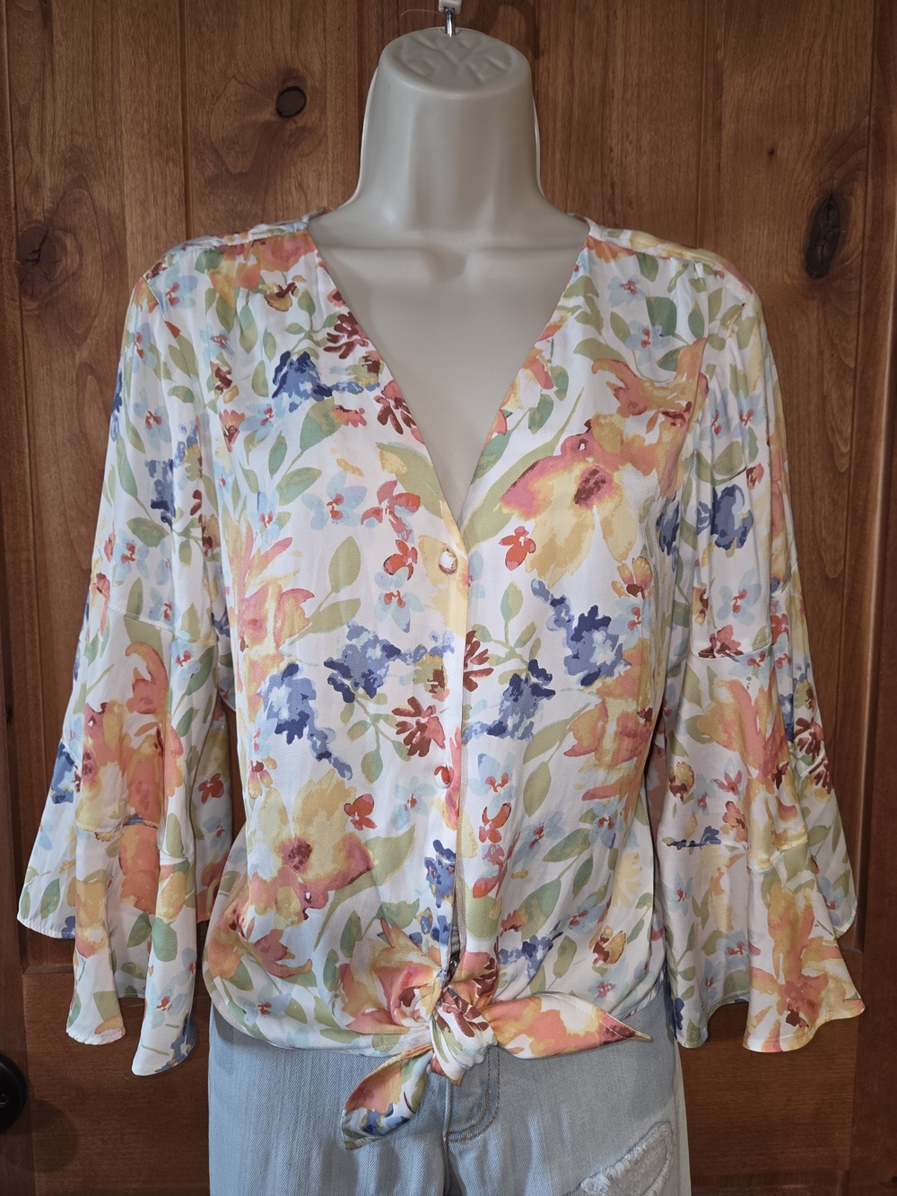 LC Lauren Conrad White Floral Tie-Front V-Neck Blouse - Picture 1 of 9